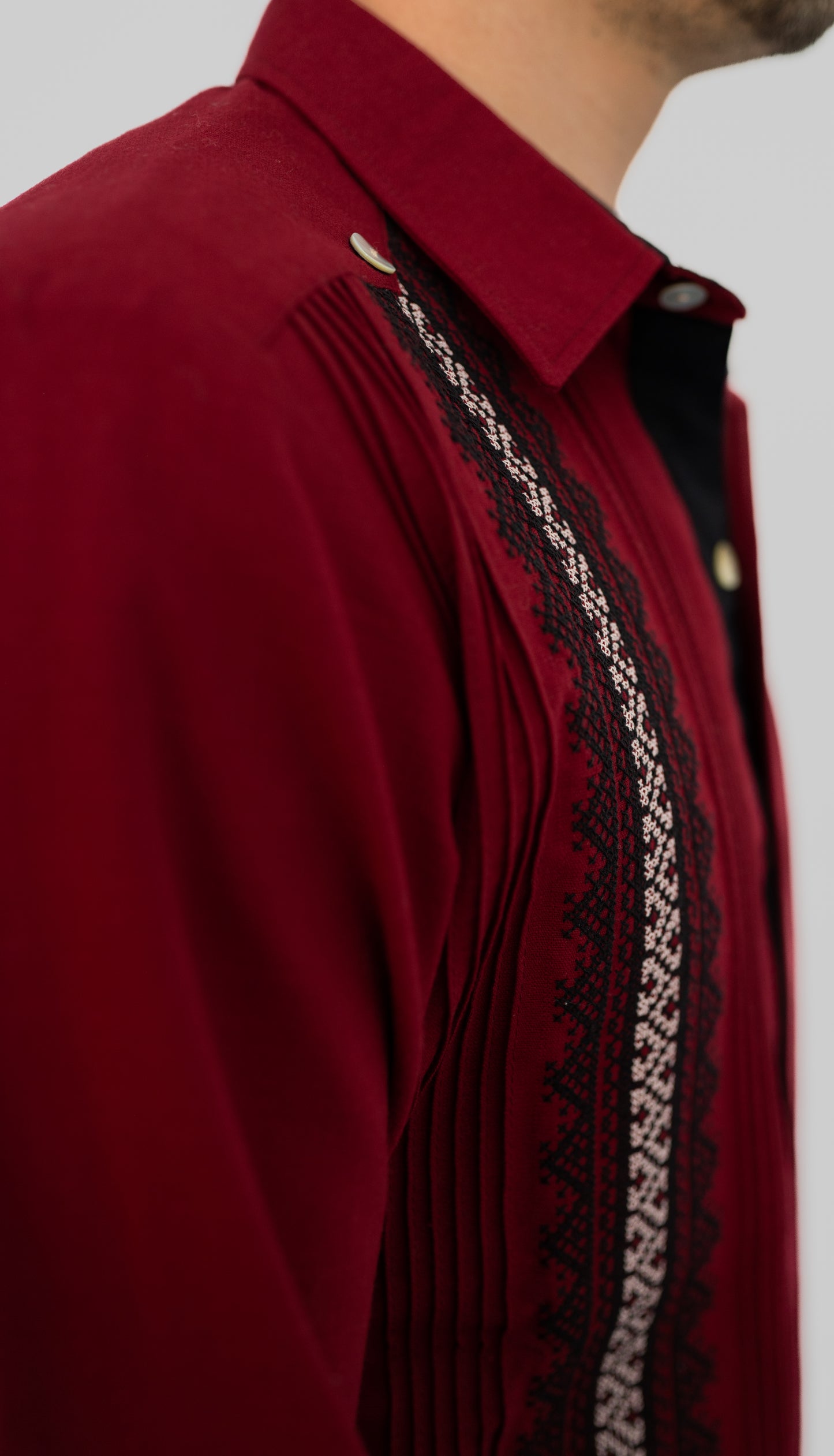 Presidencial Long Sleeve Red with One Side Bordado Cotton/Linen Blend